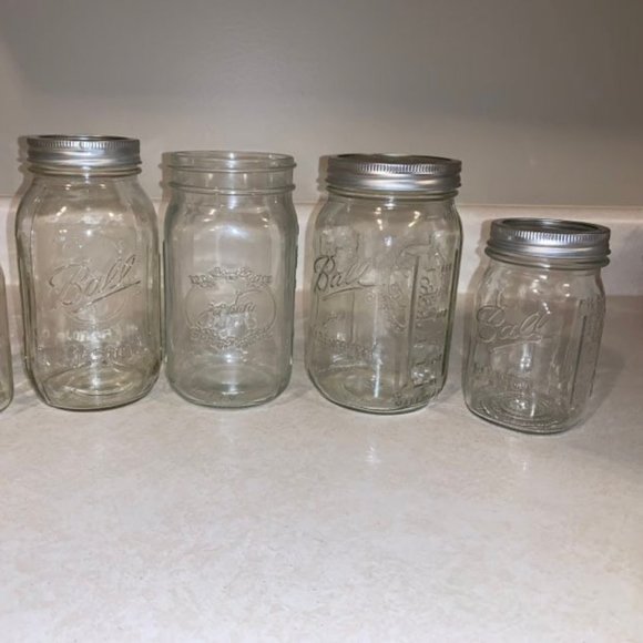 Set of 5 Ball glass jars, 32 oz. and 16 oz. - Picture 3 of 7